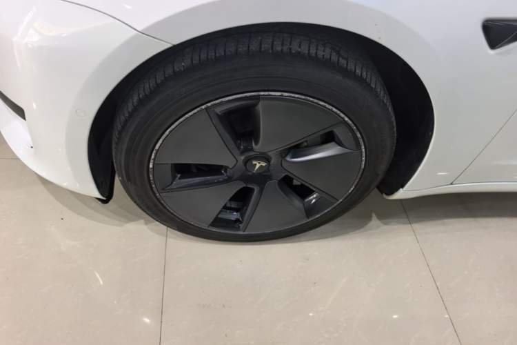 Used Tesla Model 3 2021 Standard Range Rear-Drive Upgraded Version Left Front Wheel Hub
