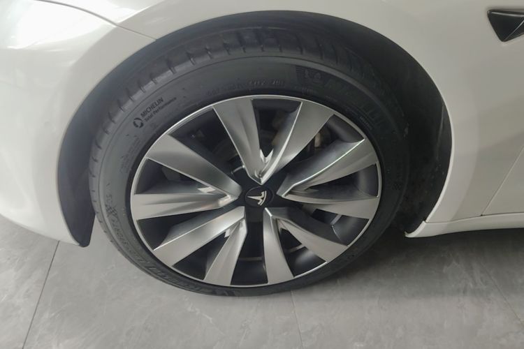 Used Tesla Model 3 2021 Standard Range Rear-Drive Upgraded Version Left Front Wheel Hub