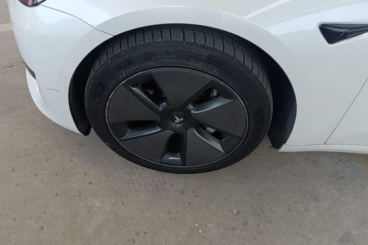 Used Tesla Model 3 2021 Standard Range Rear-Drive Upgraded Version Left Front Wheel Hub