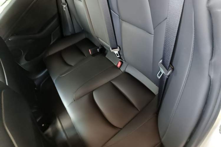 Used Tesla Model 3 2021 Standard Range Rear-Drive Upgraded Version Left Rear Seat