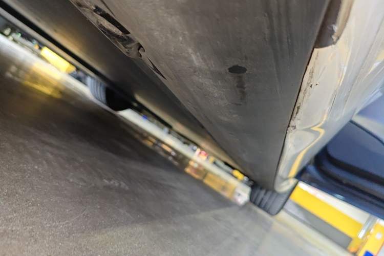 Used Tesla Model 3 2021 Standard Range Rear-Drive Upgraded Version Left Side Sill