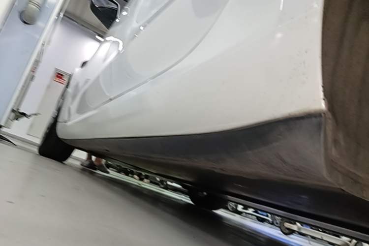 Used Tesla Model 3 2021 Standard Range Rear-Drive Upgraded Version Left Side Sill