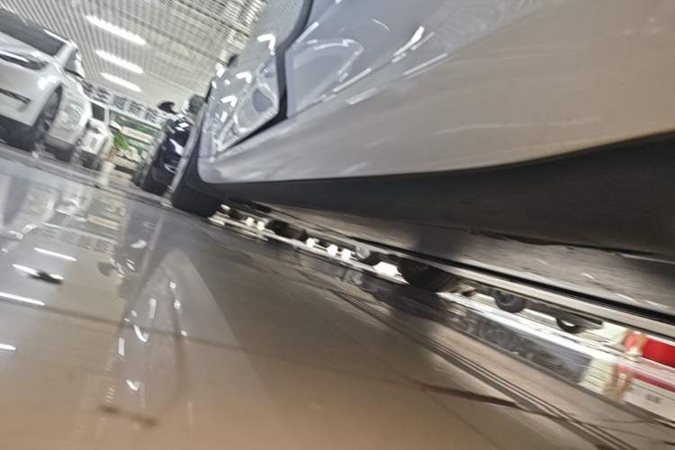 Used Tesla Model 3 2021 Standard Range Rear-Wheel Drive Upgraded Version 3D6 Left Side Sill