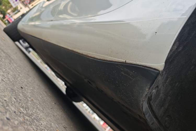 Used Tesla Model 3 2021 Standard Range Rear-Wheel Drive Upgraded Version 3D6 Left Side Sill