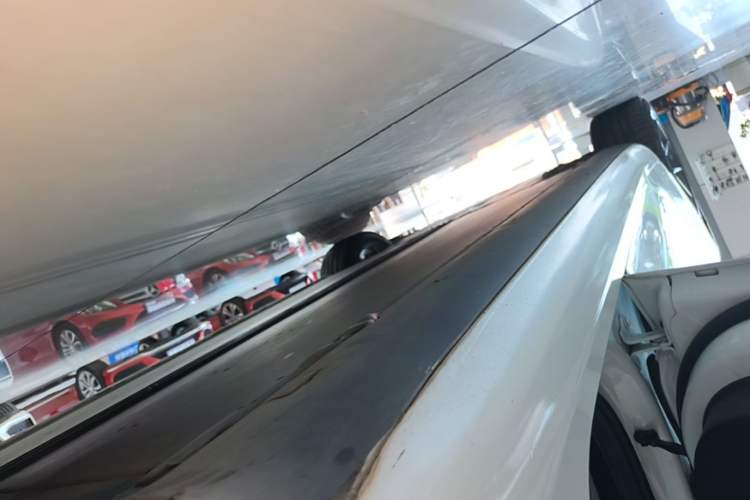 Used Tesla Model 3 2021 Standard Range Rear-Wheel Drive Upgraded Version 3D6 Left Side Sill