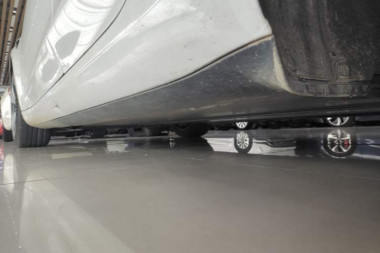 Used Tesla Model 3 2021 Standard Range Rear-Drive Upgraded Version Left Side Sill