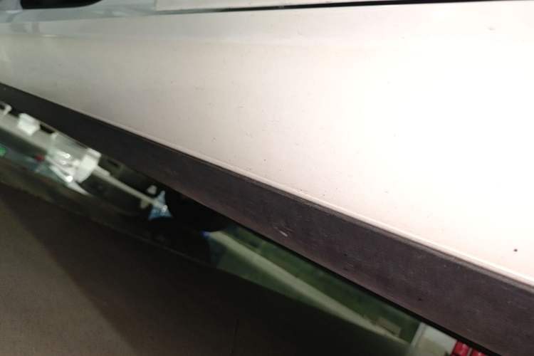 Used Tesla Model 3 2021 Standard Range Rear-Drive Upgraded Version Left Side Sill