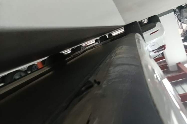 Used Tesla Model 3 2021 Standard Range Rear-Wheel Drive Upgraded Version 3D6 Left Side Sill