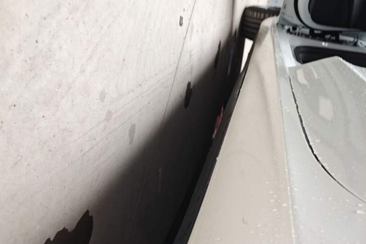 Used Tesla Model 3 2021 Standard Range Rear-Drive Upgraded Version Left Side Sill