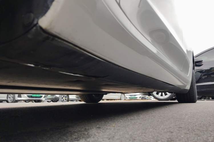 Used Tesla Model 3 2021 Standard Range Rear-Wheel Drive Upgraded Version 3D6 Left Side Sill