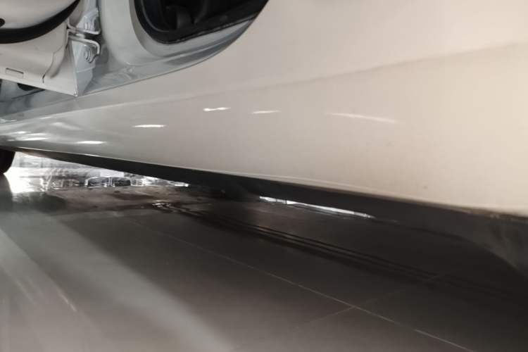 Used Tesla Model 3 2021 Standard Range Rear-Drive Upgraded Version Left Side Sill