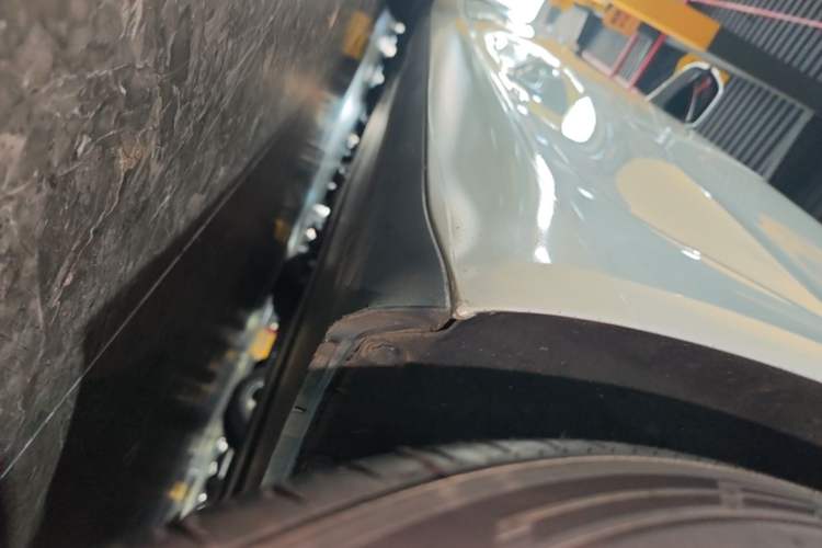 Used Tesla Model 3 2021 Standard Range Rear-Wheel Drive Upgraded Version 3D6 Left Side Sill