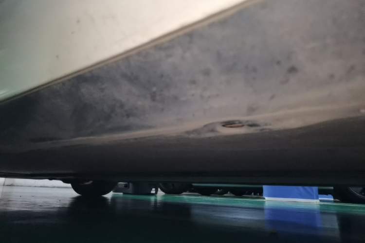 Used Tesla Model 3 2021 Standard Range Rear-Wheel Drive Upgraded Version 3D6 Left Side Sill