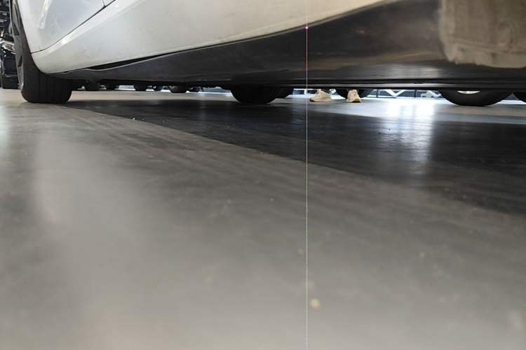 Used Tesla Model 3 2021 Standard Range Rear-Drive Upgraded Version Left Side Sill