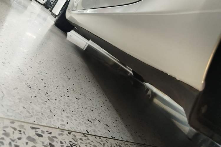 Used Tesla Model 3 2021 Standard Range Rear-Wheel Drive Upgraded Version 3D6 Left Side Sill
