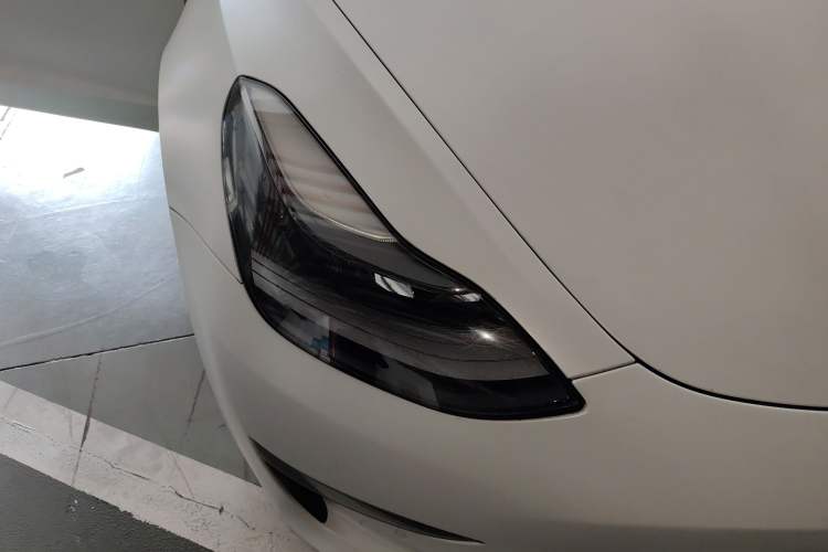 Used Tesla Model 3 2021 Performance High-Performance All-Wheel-Drive Version Right Front Headlight