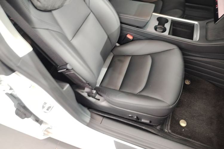 Used Tesla Model 3 2021 Performance High-Performance All-Wheel-Drive Version Right Front Seat