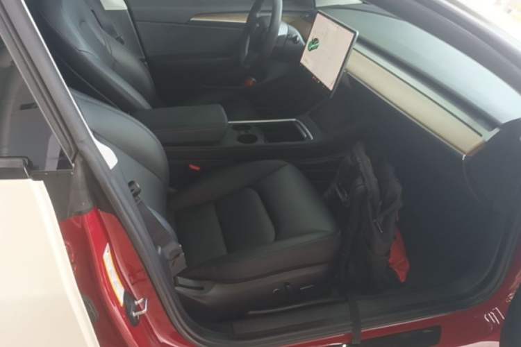 Used Tesla Model 3 2021 Standard Range Rear-Drive Upgraded Version Right Front Seat