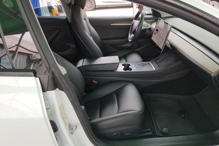 Used Tesla Model 3 2021 Performance High-Performance All-Wheel-Drive Version Right Front Seat