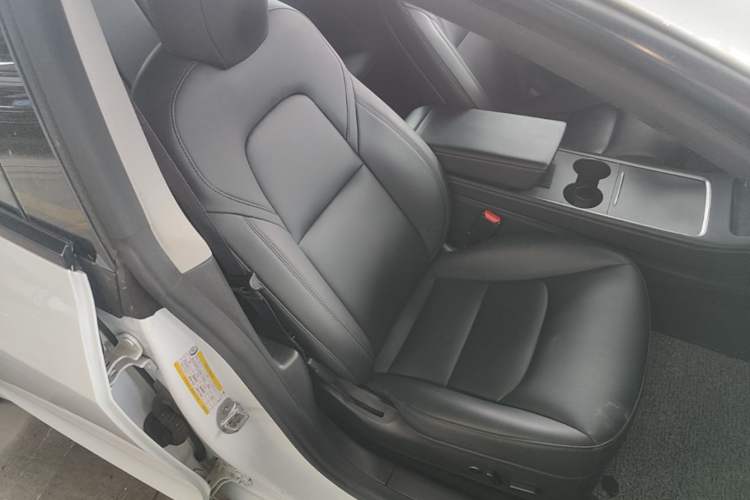 Used Tesla Model 3 2021 Standard Range Rear-Drive Upgraded Version Right Front Seat