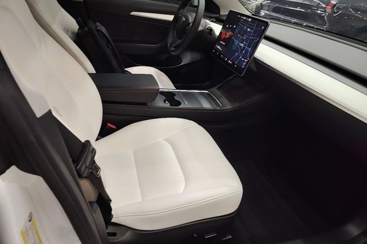Used Tesla Model 3 2021 Standard Range Rear-Drive Upgraded Version Right Front Seat