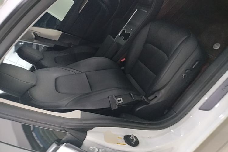 Used Tesla Model 3 2021 Standard Range Rear-Drive Upgraded Version Right Front Seat