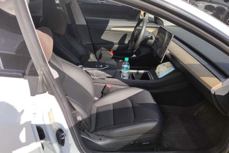 Used Tesla Model 3 2021 Standard Range Rear-Drive Upgraded Version Right Front Seat