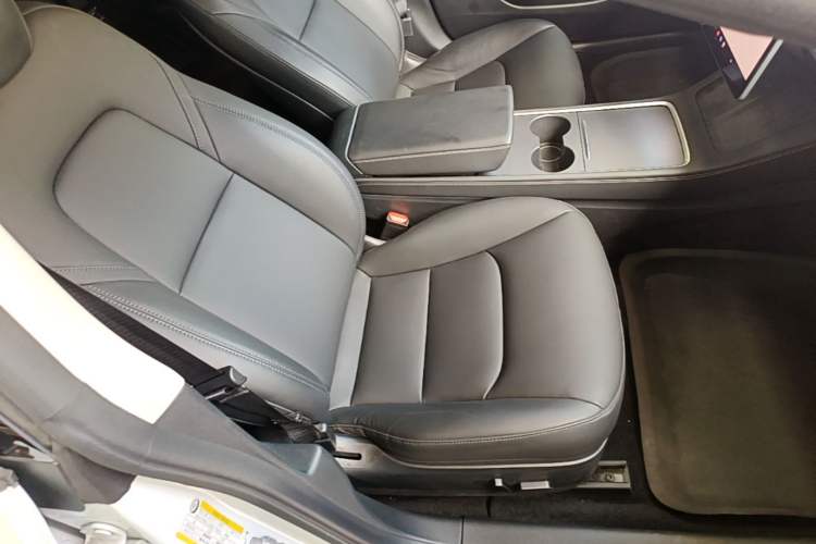 Used Tesla Model 3 2021 Standard Range Rear-Drive Upgraded Version Right Front Seat