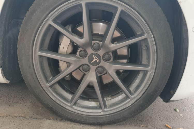 Used Tesla Model 3 2021 Revised Version Standard Range Rear-Wheel Drive Upgraded Edition 3D1 Right Front Wheel Hub