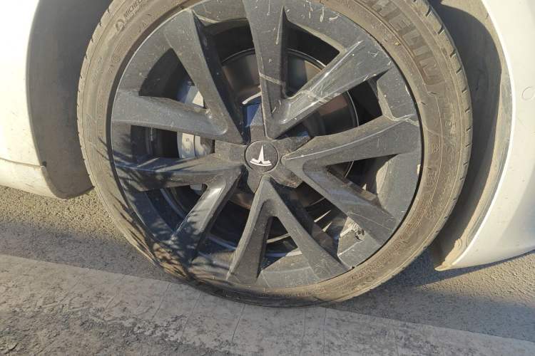 Used Tesla Model 3 2021 Revised Version Standard Range Rear-Wheel Drive Upgraded Edition 3D1 Right Front Wheel Hub
