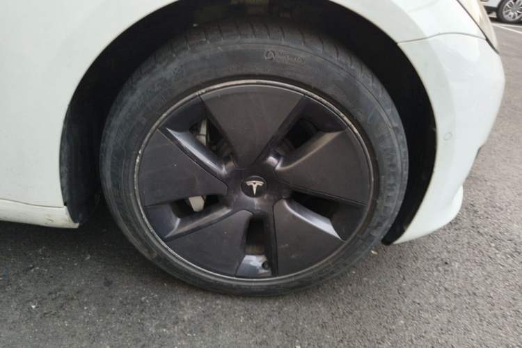 Used Tesla Model 3 2021 Revised Version Standard Range Rear-Wheel Drive Upgraded Edition 3D1 Right Front Wheel Hub