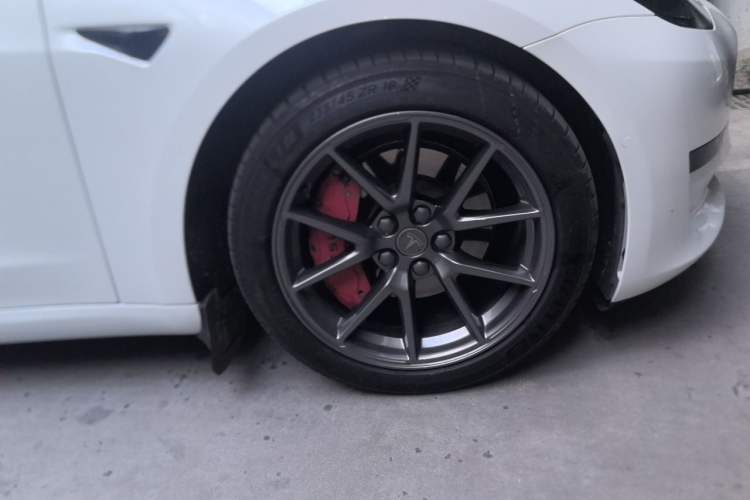 Used Tesla Model 3 2021 Standard Range Rear-Wheel Drive Upgraded Version 3D6 Right Front Wheel Hub