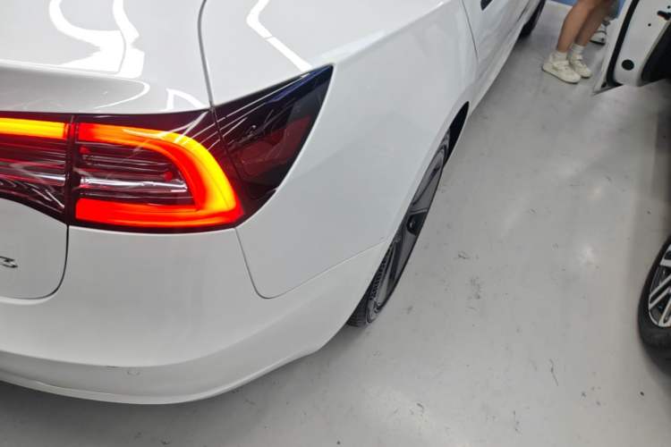 Used Tesla Model 3 2021 Revised Version Standard Range Rear-Wheel Drive Upgraded Edition 3D1 Right Rear Taillight