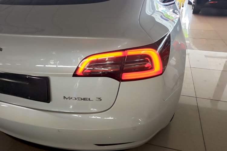 Used Tesla Model 3 2021 Revised Version Standard Range Rear-Wheel Drive Upgraded Edition 3D1 Right Rear Taillight