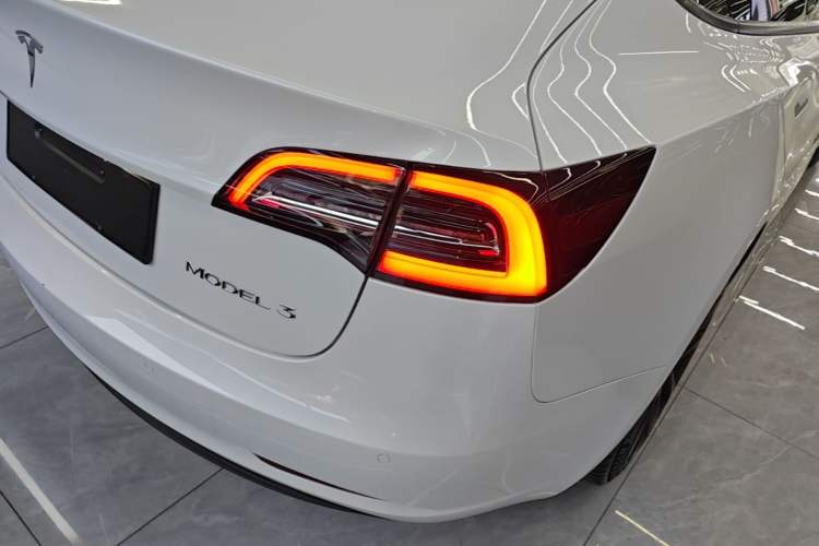 Used Tesla Model 3 2021 Revised Version Standard Range Rear-Wheel Drive Upgraded Edition 3D1 Right Rear Taillight
