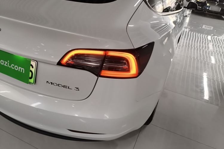 Used Tesla Model 3 2021 Standard Range Rear-Drive Upgraded Version Right Rear Taillight