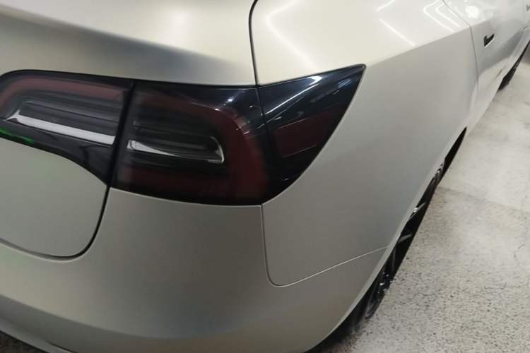 Used Tesla Model 3 2021 Standard Range Rear-Wheel Drive Upgraded Version 3D6 Right Rear Taillight