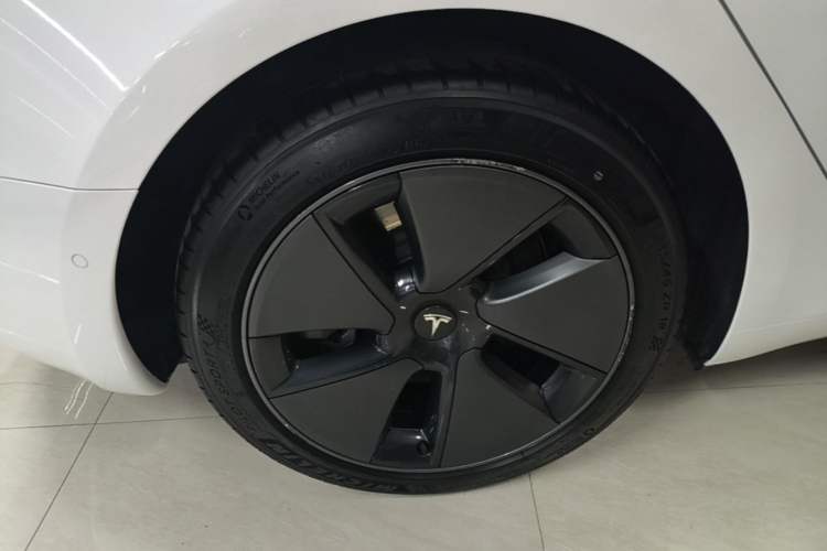 Used Tesla Model 3 2021 Standard Range Rear-Drive Upgraded Version Right Rear Wheel Hub