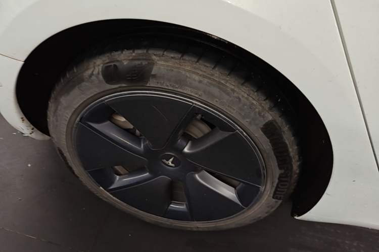 Used Tesla Model 3 2021 Revised Version Standard Range Rear-Wheel Drive Upgraded Edition 3D1 Right Rear Wheel Hub