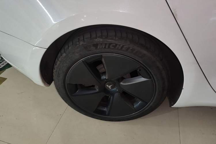 Used Tesla Model 3 2021 Standard Range Rear-Wheel Drive Upgraded Version 3D6 Right Rear Wheel Hub