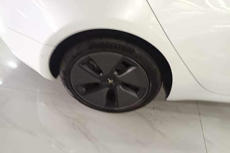 Used Tesla Model 3 2021 Revised Version Standard Range Rear-Wheel Drive Upgraded Edition 3D1 Right Rear Wheel Hub