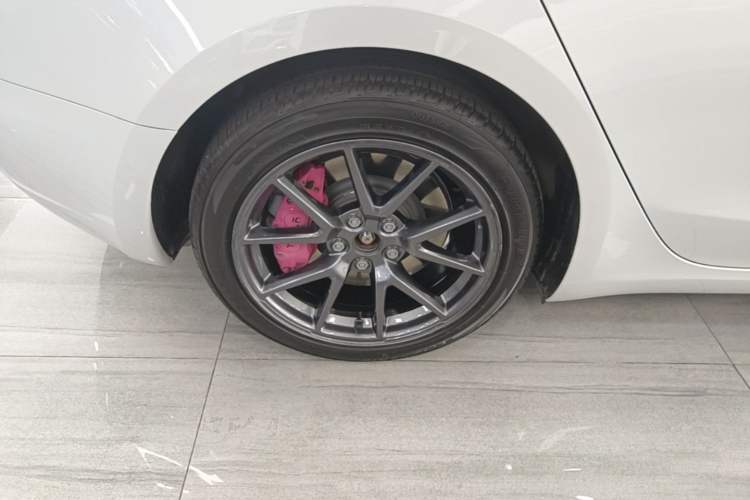 Used Tesla Model 3 2021 Standard Range Rear-Wheel Drive Upgraded Version 3D6 Right Rear Wheel Hub