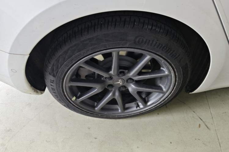 Used Tesla Model 3 2021 Standard Range Rear-Wheel Drive Upgraded Version 3D6 Right Rear Wheel Hub