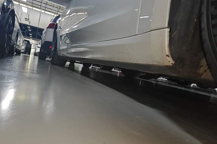 Used Tesla Model 3 2021 Standard Range Rear-Wheel Drive Upgraded Version 3D6 Right Side Sill