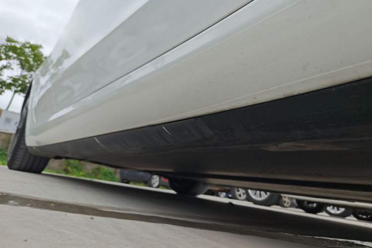 Used Tesla Model 3 2021 Revised Version Standard Range Rear-Wheel Drive Upgraded Edition 3D1 Right Side Sill