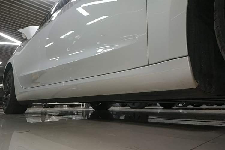 Used Tesla Model 3 2021 Revised Version Standard Range Rear-Wheel Drive Upgraded Edition 3D1 Right Side Sill