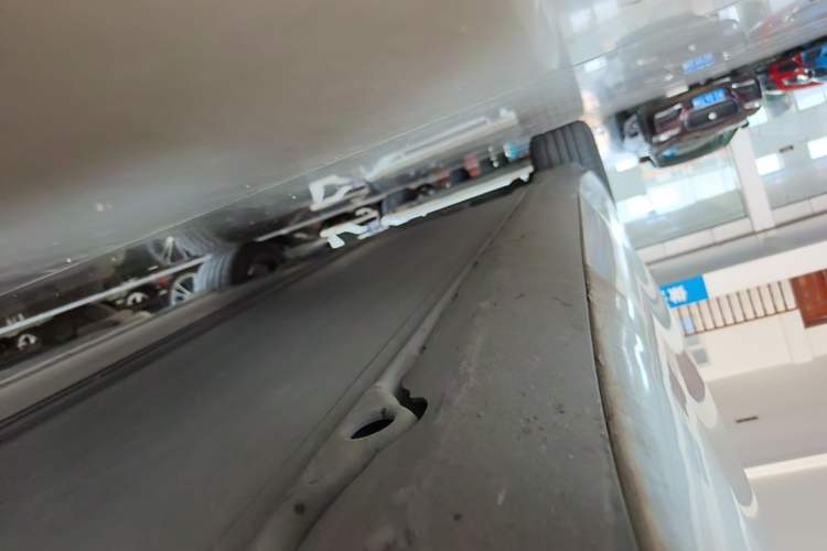 Used Tesla Model 3 2021 Standard Range Rear-Wheel Drive Upgraded Version 3D6 Right Side Sill
