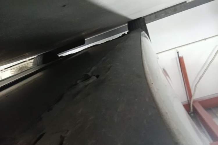 Used Tesla Model 3 2021 Standard Range Rear-Wheel Drive Upgraded Version 3D6 Right Side Sill
