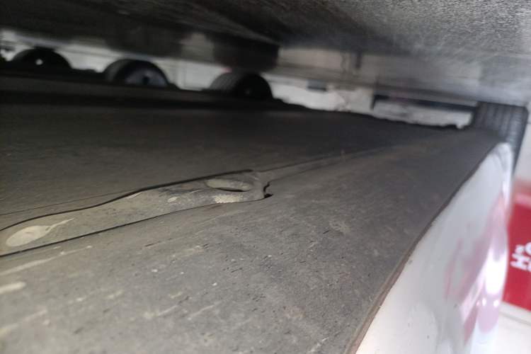 Used Tesla Model 3 2021 Standard Range Rear-Wheel Drive Upgraded Version 3D6 Right Side Sill