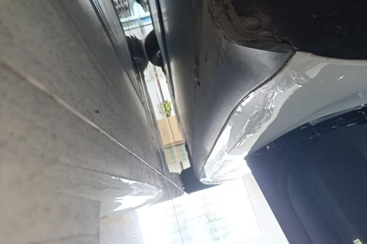 Used Tesla Model 3 2021 Standard Range Rear-Wheel Drive Upgraded Version 3D6 Right Side Sill